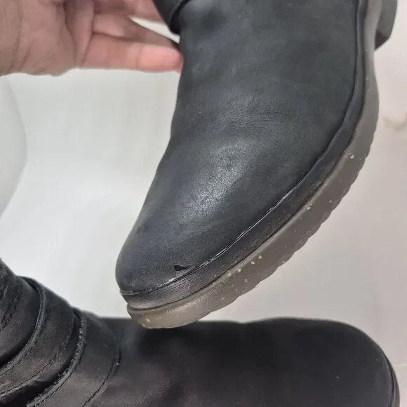 Ugg Australia Women's Strap Black Leather Waterproof Boot 1005269 Size 11 - Picture 8 of 11